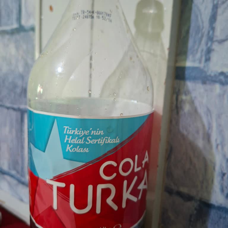 Cola Turka Şişelerinde Kötü Koku Ve Tat Şikayeti