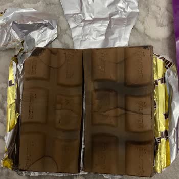 Ülker Bitter Çikolata Renk Değişikliği Son Kullanma Tarihi Geçmemiş Olmasına Rağmen