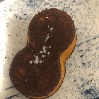 Ülker Popkek Orman Meyveli Kekte Kıl Ve Tüy Benzeri Yabancı Madde