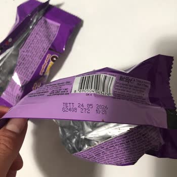 Ülker Popkek Orman Meyveli Kekte Kıl Ve Tüy Benzeri Yabancı Madde