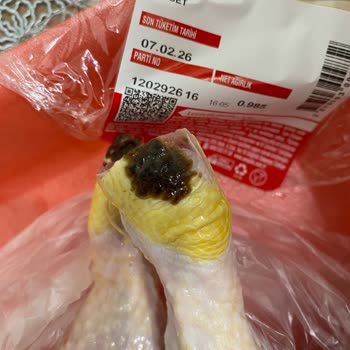Şenpiliç Baget Tavukta Siyah Lekeler Ve Hijyen Endişesi