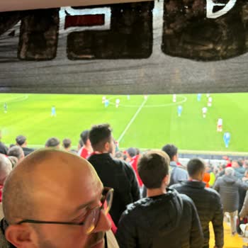 Görüş Açısını Kapatan Gençlik Grubu İçin Telafi İsteği