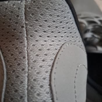 Reebok Fabrique Ayakkabısındaki Dikiş Kusuru Ve İade Talebi