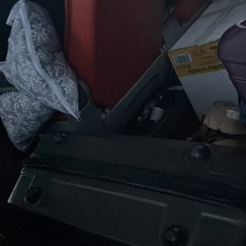 Otobüs İçindeki Düzensiz Eşyalar Bavulumu Kırdı