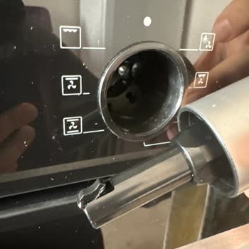 Simfer 7307 Ankastre Fırınında Kırık Ayar Düğmesi Ve Yedek Parça Eksikliği