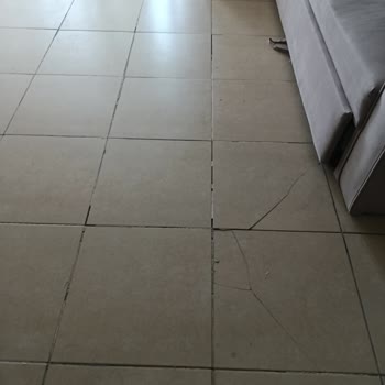 Neva Termal Otel | Afyon Hijyen Eksikliği Ve Kötü Hizmet!