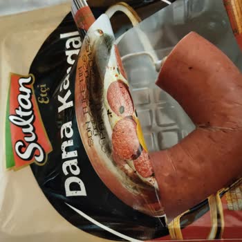 Sucuğun İçindeki Kemik Parçaları Ve Yanıtsız Müşteri Hizmetleri