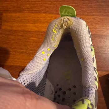 Adidas Dropset 3 Ayakkabısında Hızlı Bilek Soyulması Ve Reddedilen Değişim Talebi