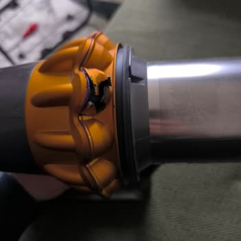 Dyson V15 Çekim Gücü Düşüşü Ve Parça Arızası İçin Ücretsiz Değişim Talebi