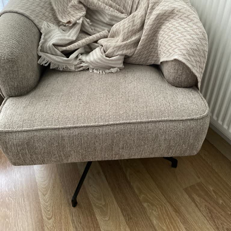 Evmoda Koltuğunda Güvenlik Tehlikesi Ve Çözümsüz Kırılma!