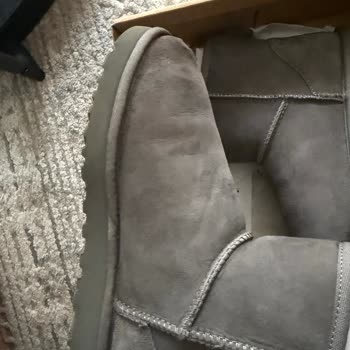 UGG Botta Su Lekesi Ve Yırtılma, A101'den Kullanılmış İade Reddi