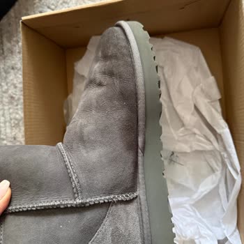 UGG Botta Su Lekesi Ve Yırtılma, A101'den Kullanılmış İade Reddi