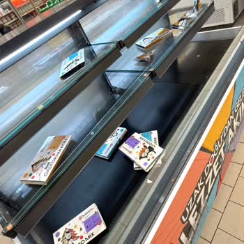 Migros Akbatı Mağazasında Hijyen Krizi Ve Gıda Güvenliği Endişesi