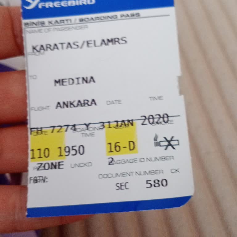 Medine'de Kalan Hurmalarım Uçakta Yok, Bilgi Verilmedi Ve Ücret İadesi Talep Ediyorum