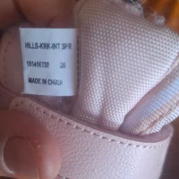 Kinetix Botta Renk Değişimi Ve Yırtılma Sorunu