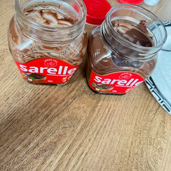 Sarelle Kakaolu Fındık Ezmesi Kavanozunda Sinek Tespit Edildi