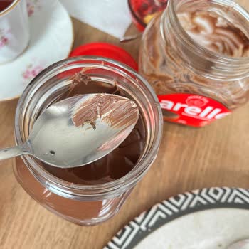 Sarelle Kakaolu Fındık Ezmesi Kavanozunda Sinek Tespit Edildi