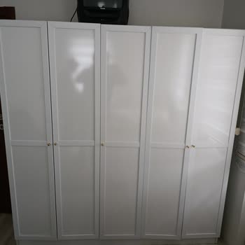 Kurulum Talimatı Olmadan Gelen Dolap, Yanlış Menteşe Ve Cevapsız Destek