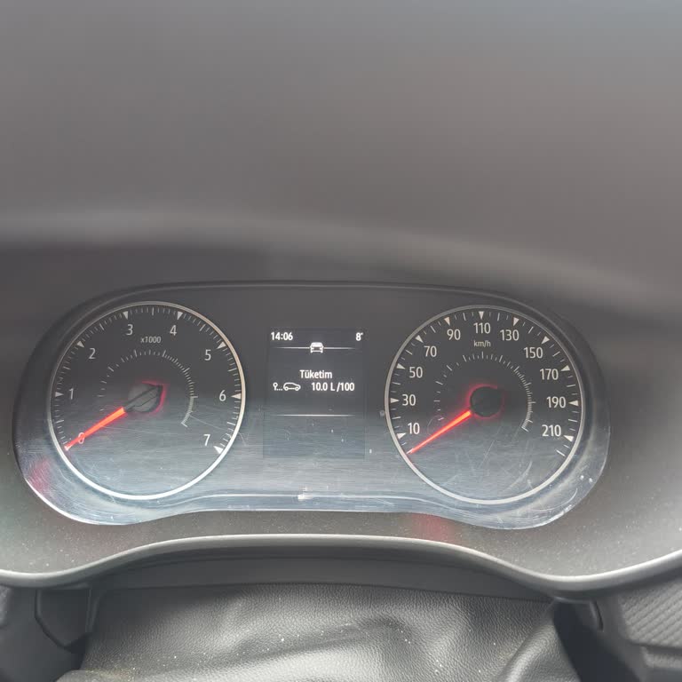 2023 Dacia Sandero Şehir İçinde Aşırı Yakıt Tüketimi