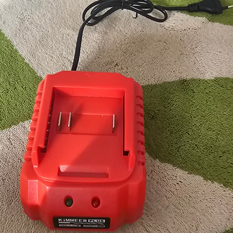 Yanlış Şarj Adaptörü Ve Satıcıdan Cevap Almama