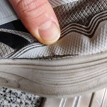 Garanti Reddi Sebebiyle 2 Aylık Reebok Ayakkabısında Açılma Şikayeti