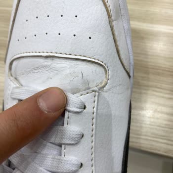 FLO Ayakkabısında Kısa Sürede Çatlama Ve Kullanıcı Hatası İddiası