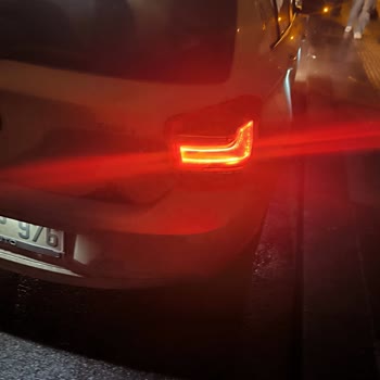 BMW 1.16i Arka Stop Lambalarındaki Su Birikmesi Ücretsiz Değişim İstemi