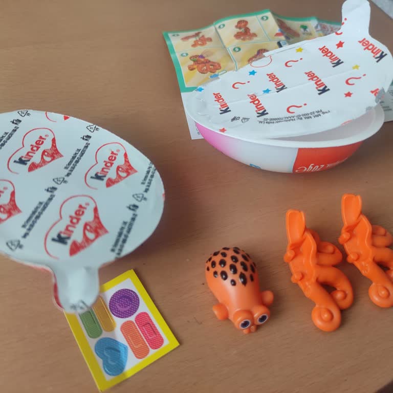 Kinder Joy Ürünündeki Hatalı Ahtapot Oyuncağı Ve Müşteri Hizmetlerine Ulaşılamaması