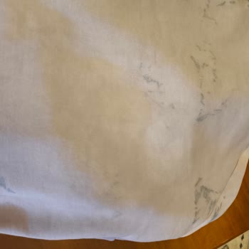 Yıkamadan Sonra Renk Solan Sweatshirt İçin İade Ve Değişim Talebi