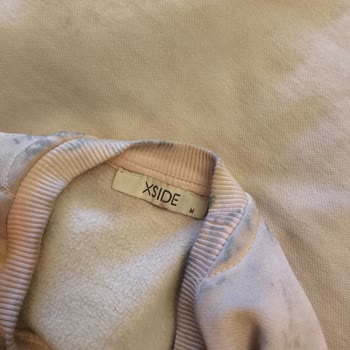 Yıkamadan Sonra Renk Solan Sweatshirt İçin İade Ve Değişim Talebi