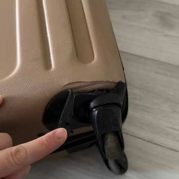 Hasarlı Bagaj Ve Yetkisiz İmza Mağduriyeti