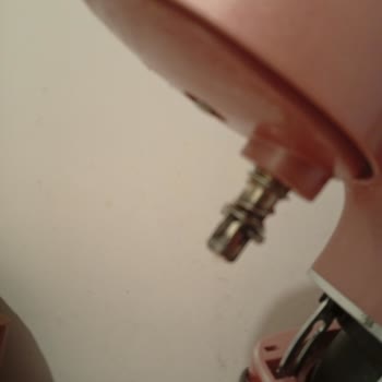 Schafer Yoğurma Aparatlarından Gelen Siyah Sızıntı Ve Hijyen Endişesi