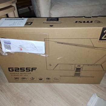 Kırık Monitör Teslim Edildi, İade Süreci Uzuyor