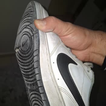 Nike Court Borough Low Recraft Ayakkabısının 4 Ay İçinde Tabası Yırtılması, Değişim Ve İade Talebi