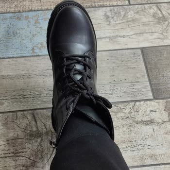 Botun Bağcık Arkasındaki Üst Kısmının Bacağı Örtmemesi Nedeniyle Değişim Talebi