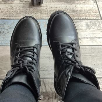 Botun Bağcık Arkasındaki Üst Kısmının Bacağı Örtmemesi Nedeniyle Değişim Talebi