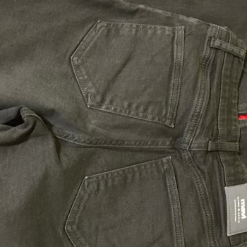 Mavi Jean Pantolonda Renk Solması Ve Metal Damga Sorunu