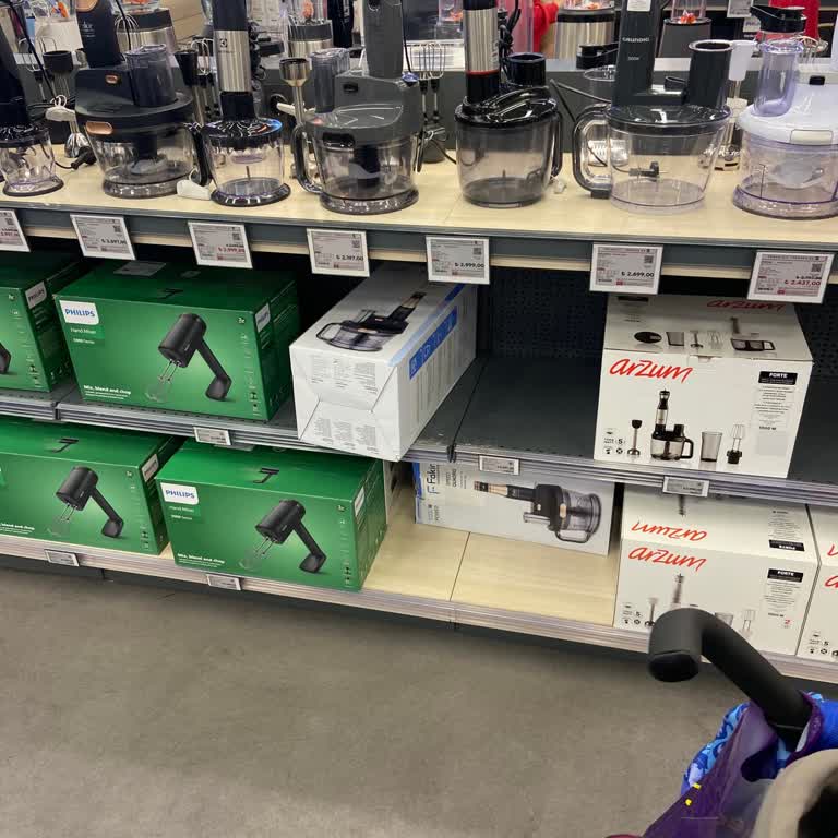 İzmir Agora Teknosa’da Bir Saat Bekleme Ve Personel Yokluğu