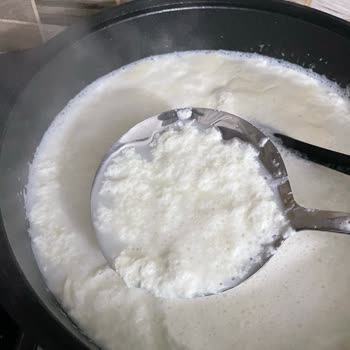 Kaynatıldığında Kesilen Jersey Sütü Ve Ücret İadesi Talebi