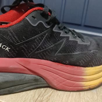 Ayakkabıda Kısa Sürede Kenar Yırtılması Ve Mağazanın Kullanıcı Hatası Reddi