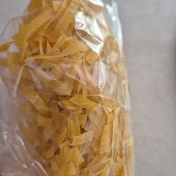Pastavilla Tagliatelle Makarna Paketi Kırık Ve Parçalanmış Çıktı