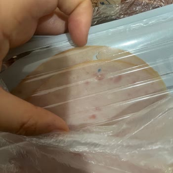 Namet Hindi Fümede Mavi Naylon Parçası Tespit Edildi, Hijyen Ve Güvenlik Endişesi