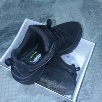 Skechers Ayakkabısındaki Burun Sıkması Ve Mağazanın Değişim Reddi