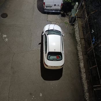 Aras Kargo Şoförünün Garaj Önüne Sürekli Yanlış Park Etmesi