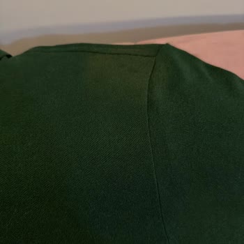 İlk Yıkamada Renk Değişen Lacoste Tişört İçin Ücretsiz Değişim Talebi