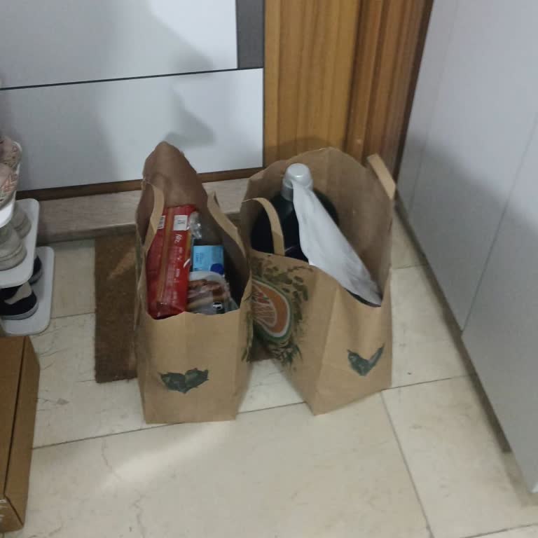Teslimat Kişisinin Siparişi Güvenlik Görevlisine Bırakma Talebini Göz Ardı Etmesi