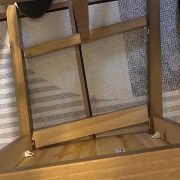 İKEA Bayrampaşa’da Kırılan Sandalyenin Ürün Hatası Olarak Değerlendirilmemesi Ve Değişim Talebi