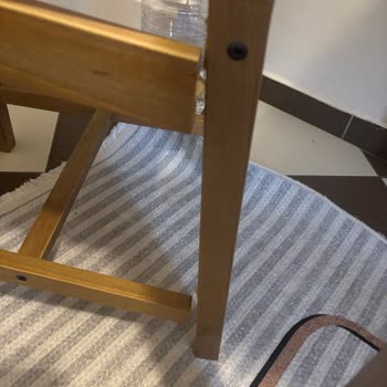 İKEA Bayrampaşa’da Kırılan Sandalyenin Ürün Hatası Olarak Değerlendirilmemesi Ve Değişim Talebi