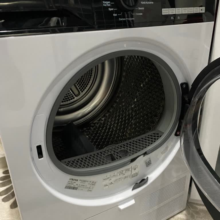 Yeni Kurutma Makinesinin Kapak Lastiği Aniden Yırtıldı, Garanti Değişimi Talep Ediyorum