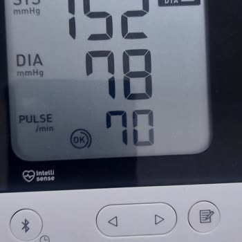 Nutraxin Artroflex Kullanımında Ani Tansiyon Yükselmesi Ve Uyarı Eksikliği